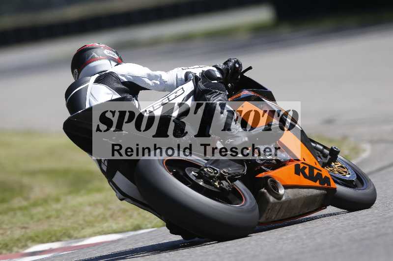/43 08.08.2025 Discover the Bike ADR/Race 3 rot/508